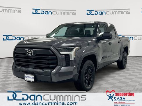 Used 2022 Toyota Tundra SR5 RWD image 1