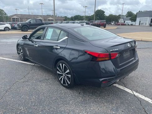 Used 2019 Nissan Altima 2.5 Platinum FWD image 6