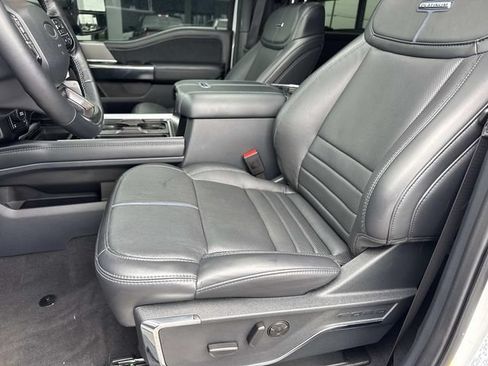 Used 2026 Ford F250 Platinum AWD/4WD image 17