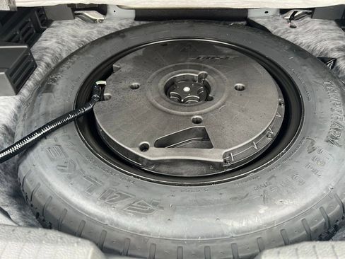 Used 2023 Nissan Rogue Platinum w/ Platinum Premium Package image 18