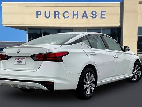 Used 2022 Nissan Altima 2.5 S image 6