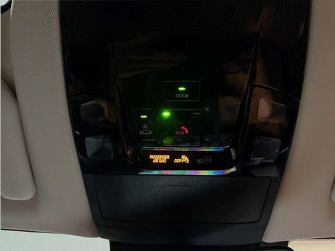 Used 2023 Lexus RZ 450e Premium image 24