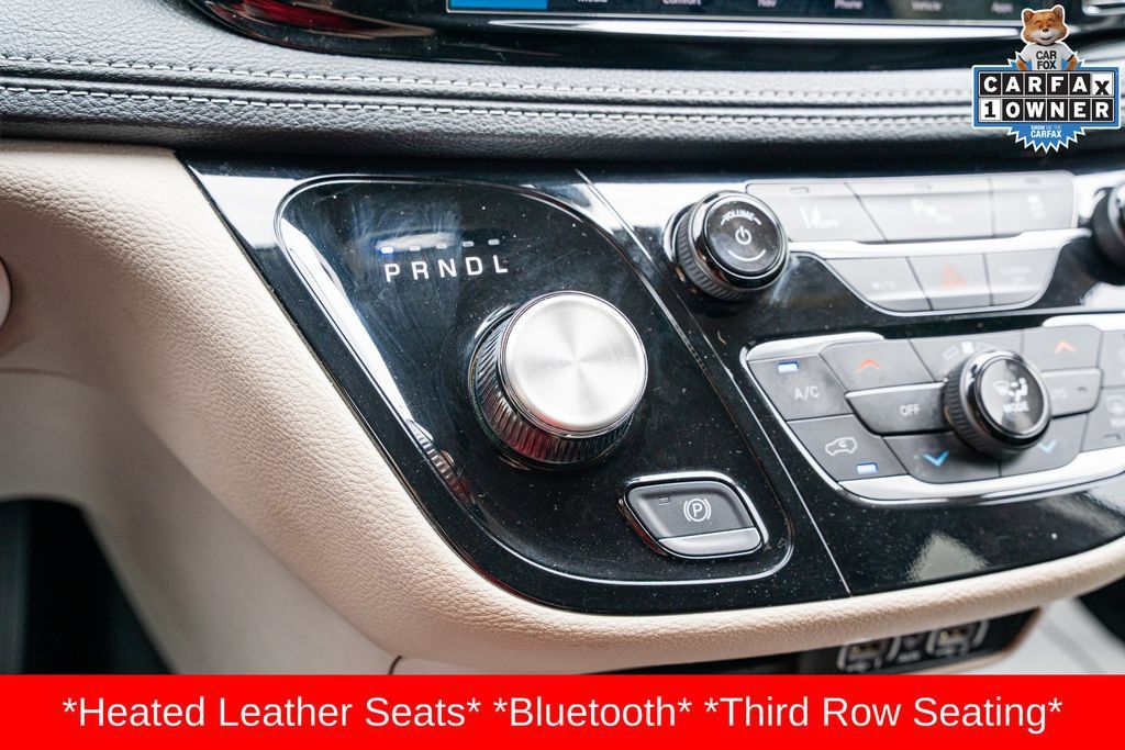 Used 2024 Chrysler Pacifica Limited FWD image 30