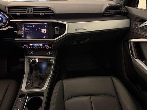 Used 2021 Audi Q3 2.0T Premium w/ Convenience Package image 28