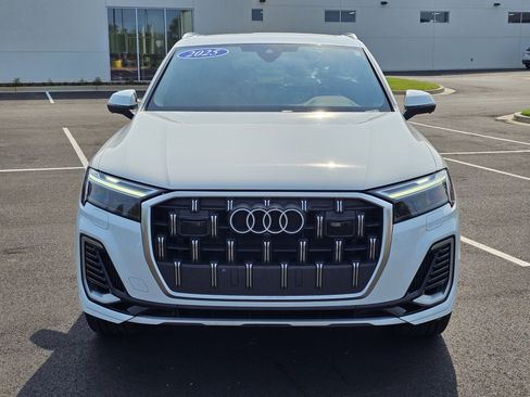 Used 2025 Audi Q7 3.0T Premium Plus AWD/4WD image 3