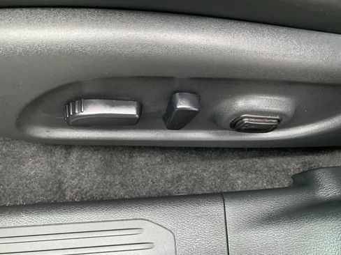 Used 2024 Nissan Murano SV w/ SV Midnight Edition Package image 18