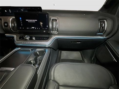 New 2025 Ford Expedition Platinum w/ Stealth Performance Package image 26