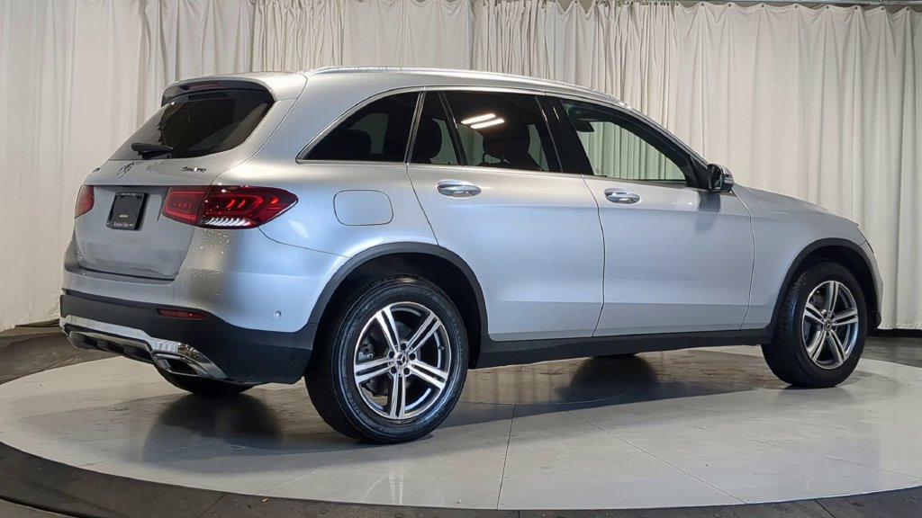 Used 2021 Mercedes-Benz GLC 300 4MATIC image 9