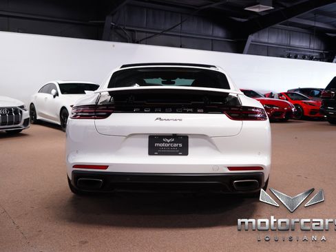 Used 2018 Porsche Panamera image 6