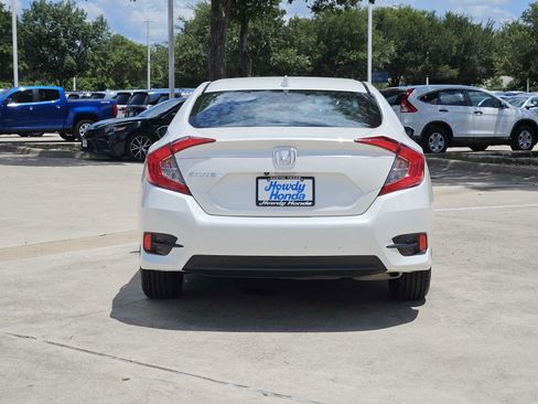 Used 2018 Honda Civic EX image 6