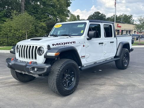 Used 2021 Jeep Gladiator Mojave AWD/4WD image 3