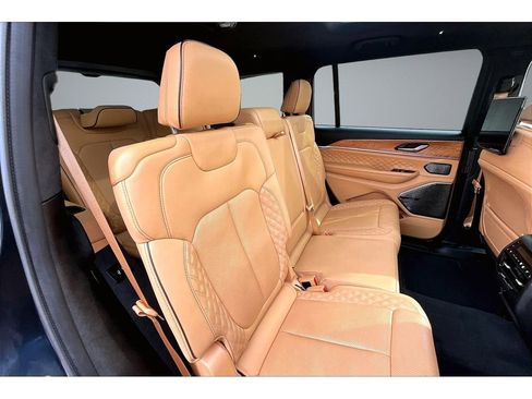 Certified 2024 Jeep Grand Cherokee L Summit AWD/4WD image 25