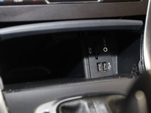 Used 2015 Ford Edge Titanium w/ Technology Package image 26