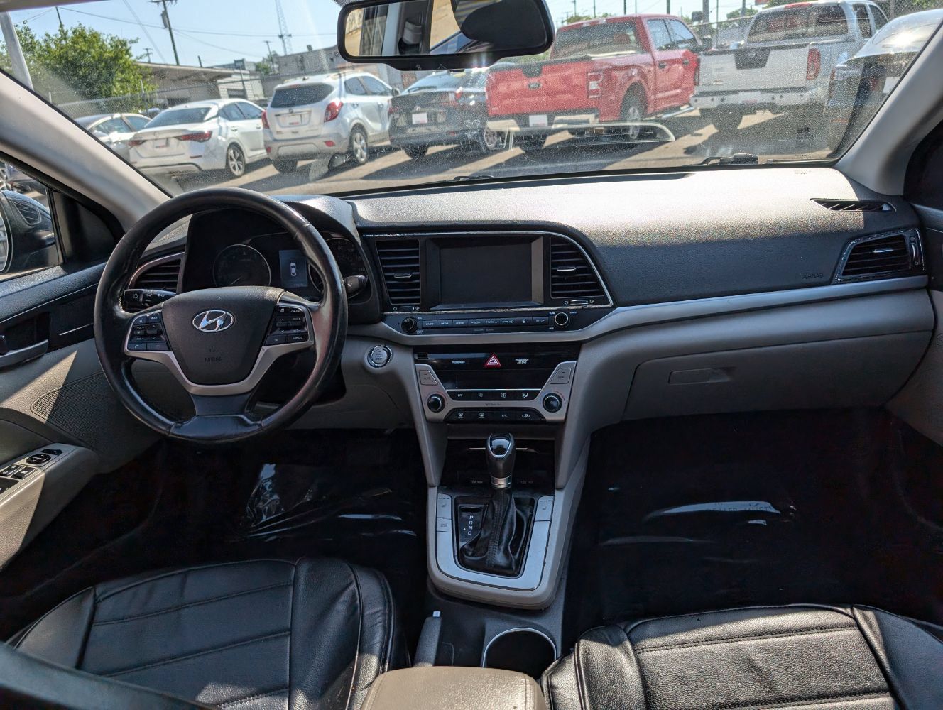 Used 2017 Hyundai Elantra Limited FWD image 14