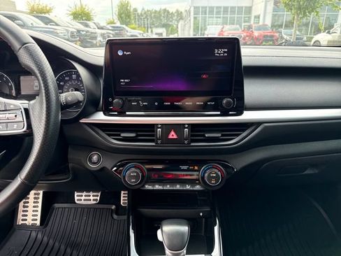 Used 2022 Kia Forte GT w/ GT2 Package FWD image 21