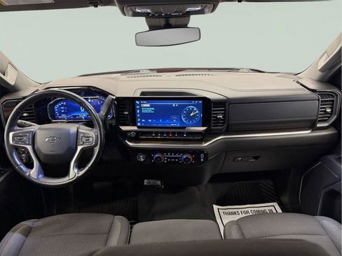 Certified 2022 Chevrolet Silverado 1500 RST AWD/4WD image 29