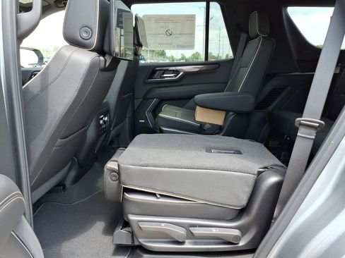 New 2026 GMC Yukon Elevation w/ Elevation Premium Package AWD/4WD image 14