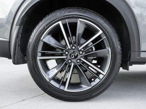 Used 2025 INFINITI QX55 Luxe w/ Accent Package image 24