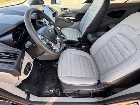 Used 2019 Ford Transit Connect XLT FWD image 17