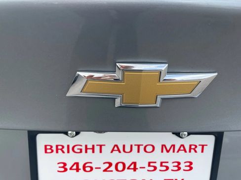Used 2023 Chevrolet Malibu LT FWD image 5