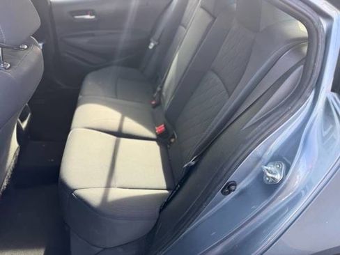 Used 2020 Toyota Corolla LE image 13