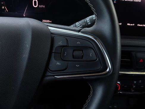 Used 2025 Buick Encore GX Preferred FWD image 33