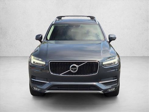Used 2017 Volvo XC90 T6 Momentum w/ Vision Package AWD/4WD image 3