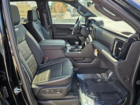 New 2026 GMC Sierra 1500 AT4X AWD/4WD image 11