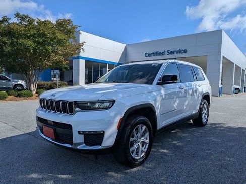 Used 2021 Jeep Grand Cherokee L Limited AWD/4WD image 4