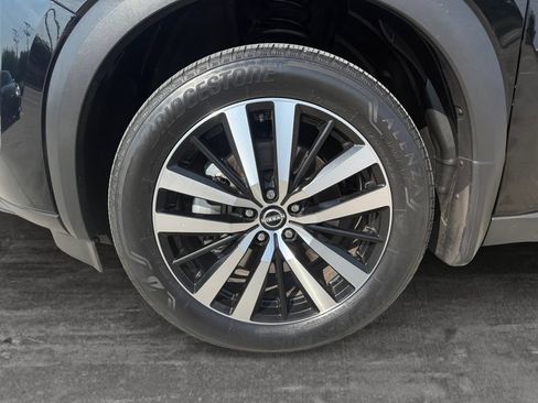 Used 2024 Nissan Pathfinder Platinum w/ Cargo Package FWD image 9