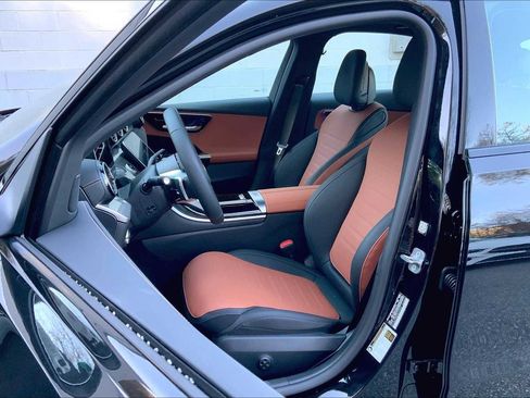 New 2025 Mercedes-Benz C 300 4MATIC Sedan image 14