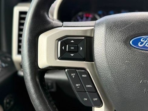 Used 2019 Ford F250 Lariat w/ Lariat Ultimate Package AWD/4WD image 12