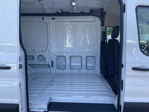 New 2026 Ford Transit 250 148 Medium Roof Extended AWD image 22