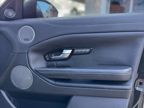 Used 2016 Land Rover Range Rover Evoque SE Premium image 23