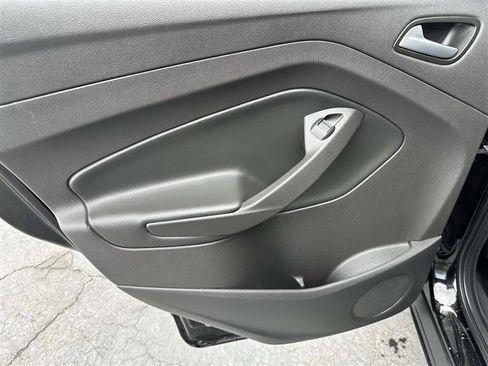 Used 2018 Ford Escape SEL w/ Canadian Touring Package AWD/4WD image 12