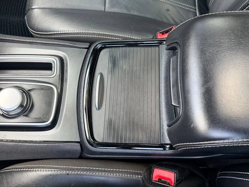 Used 2015 Chrysler 300 S RWD image 50
