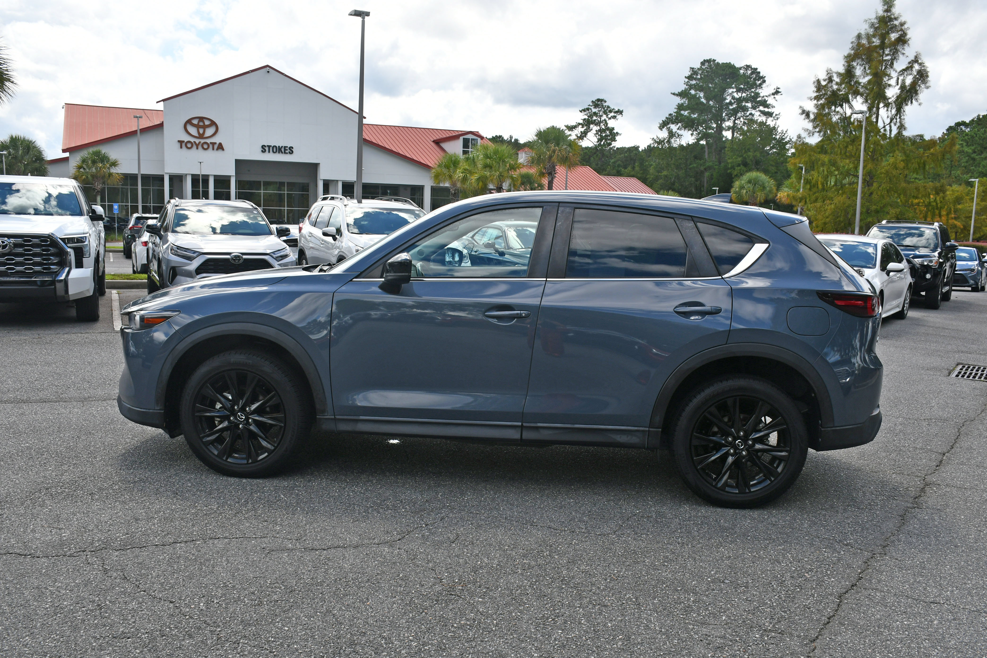 Used 2023 MAZDA CX-5 Carbon Edition AWD/4WD image 2