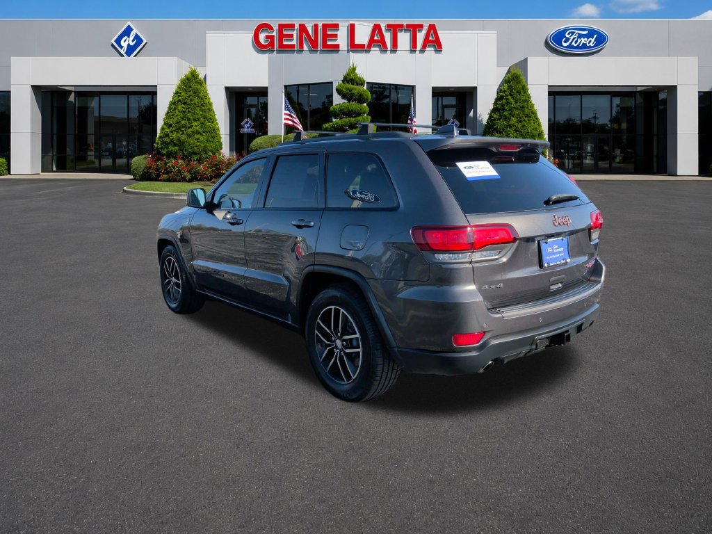 Used 2017 Jeep Grand Cherokee Trailhawk AWD/4WD image 5
