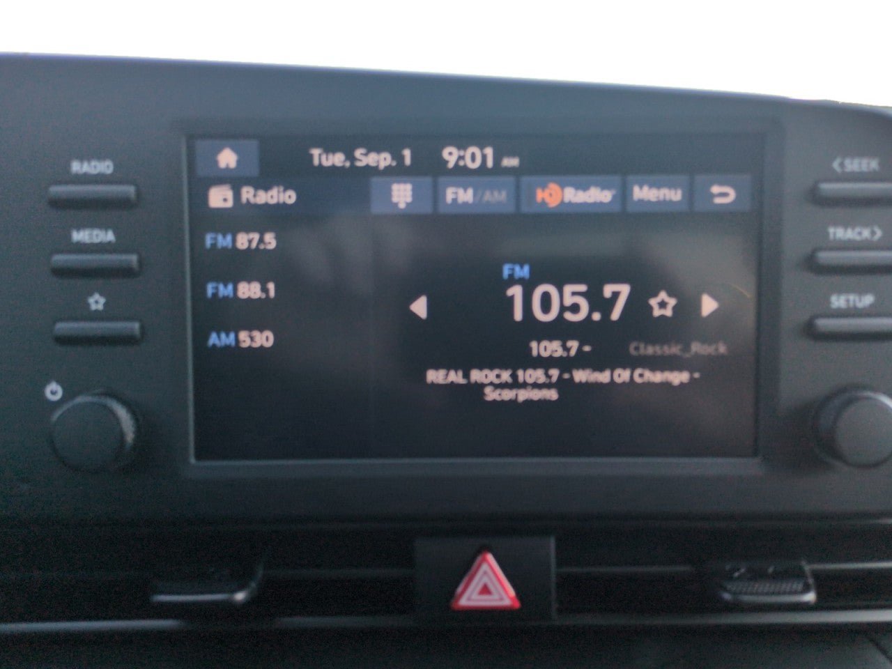 New 2026 Hyundai Elantra SEL Sport FWD image 19