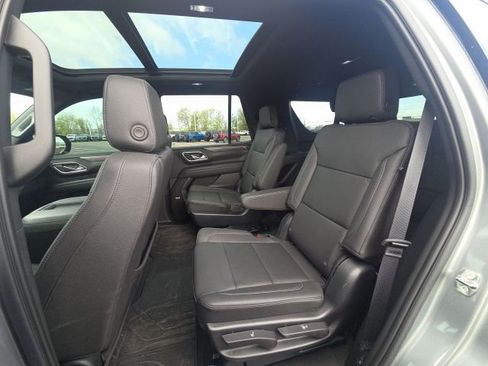 Used 2023 Chevrolet Tahoe LT w/ LT Signature Plus Package AWD/4WD image 19