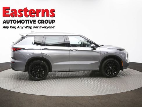 Used 2022 Mitsubishi Outlander SEL image 47