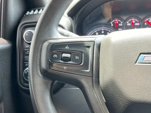 Used 2021 Chevrolet Silverado 1500 Custom Trail Boss AWD/4WD image 28