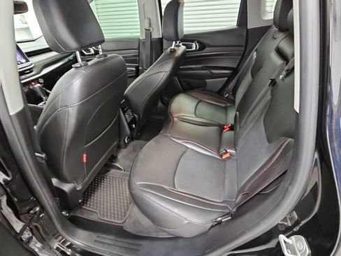 Used 2022 Jeep Compass Trailhawk AWD/4WD image 33