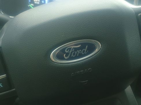 Used 2023 Ford F150 Lightning XLT image 23