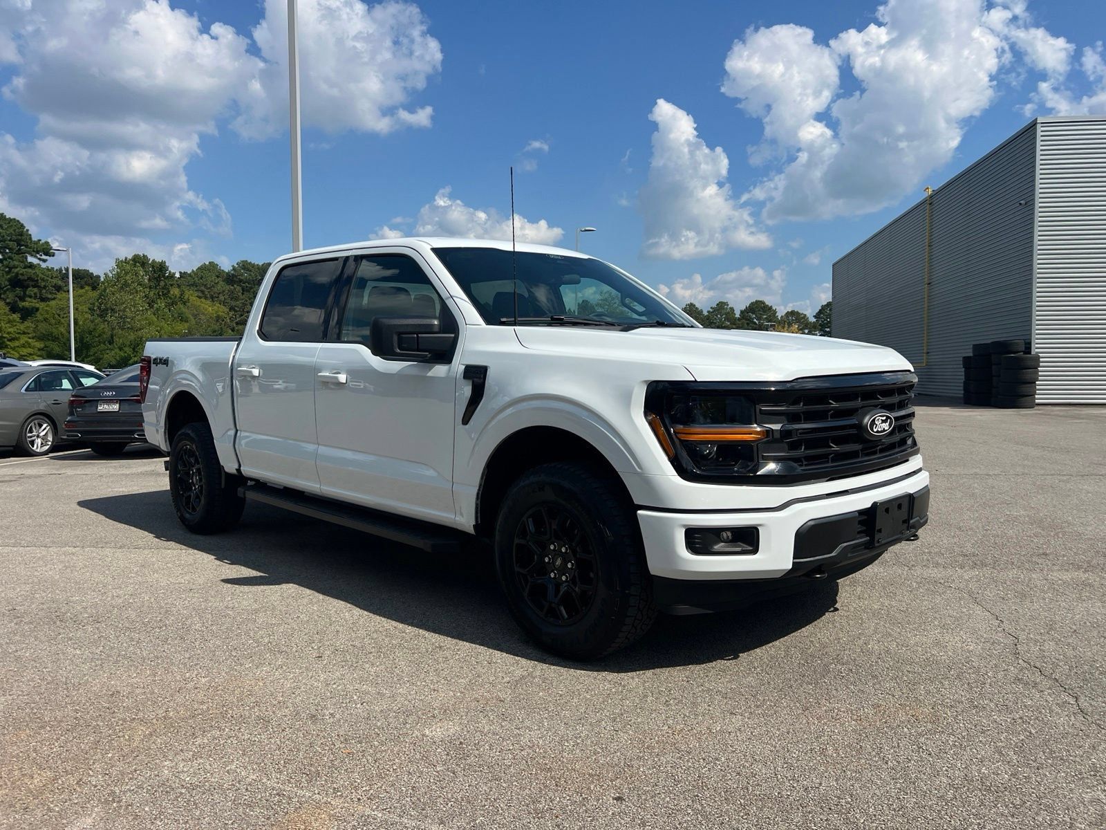 Used 2026 Ford F150 XLT w/ XLT Black Appearance Package AWD/4WD image 3