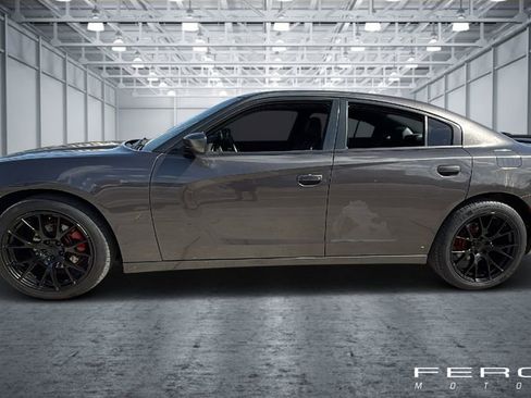 Used 2021 Dodge Charger SXT w/ Leather Interior Group RWD image 2
