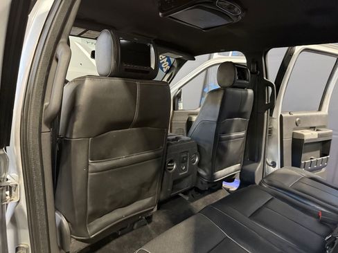 Used 2015 Ford F250 Lariat image 26