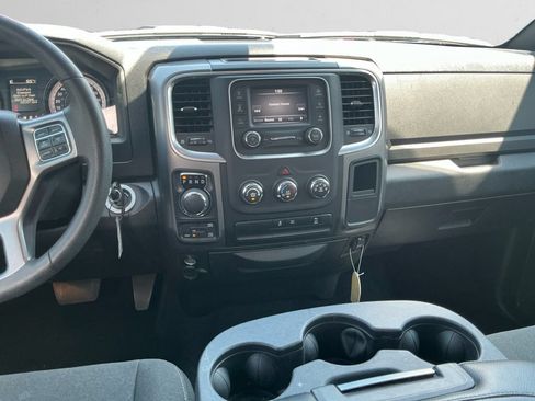 Used 2024 RAM 1500 Warlock AWD/4WD image 11