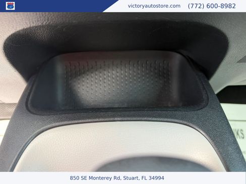 Used 2020 Toyota Corolla LE FWD image 26