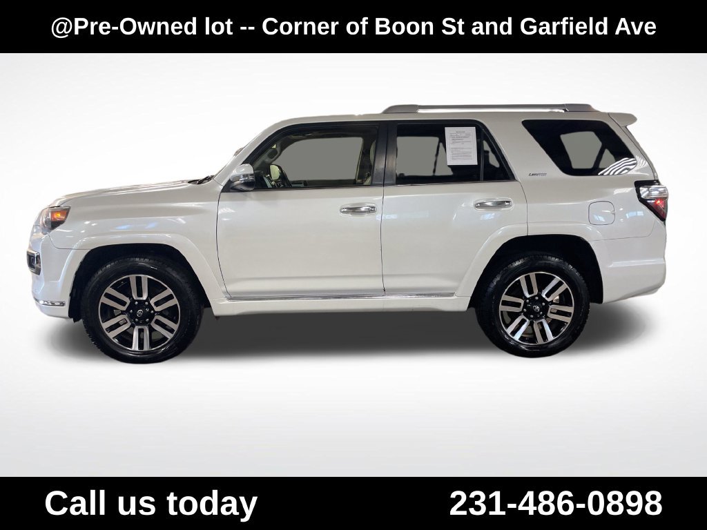 Used 2016 Toyota 4Runner Limited AWD/4WD image 2